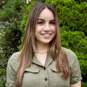 Meet your Posher, Emily